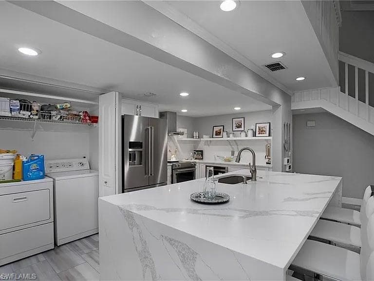 3412 Timberwood CIR-6