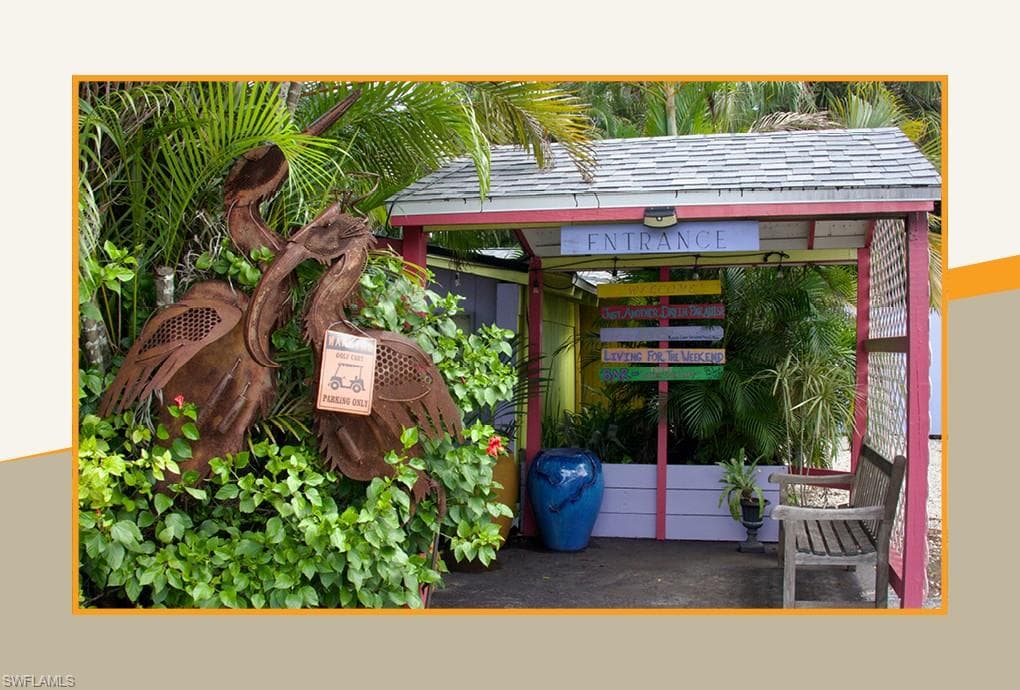 3862 Grove CIR, NAPLES FL 34112-9