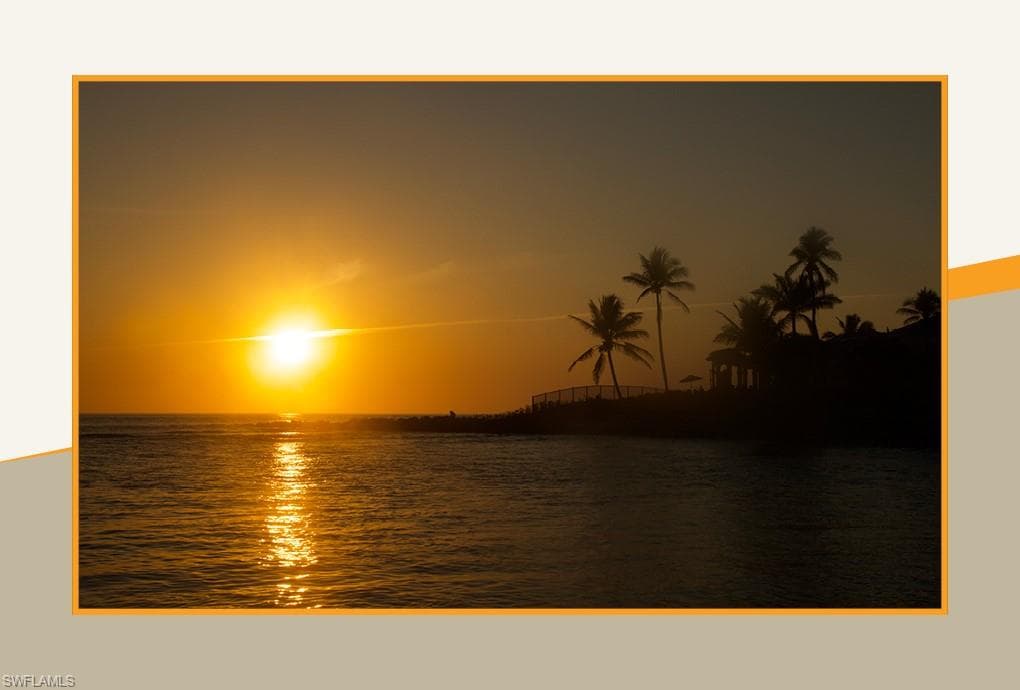 3862 Grove CIR, NAPLES FL 34112-13