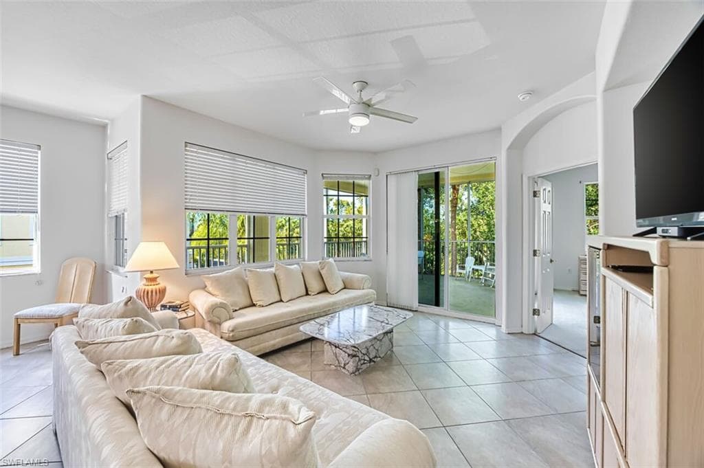 20021 Sanibel View CIR 101-16