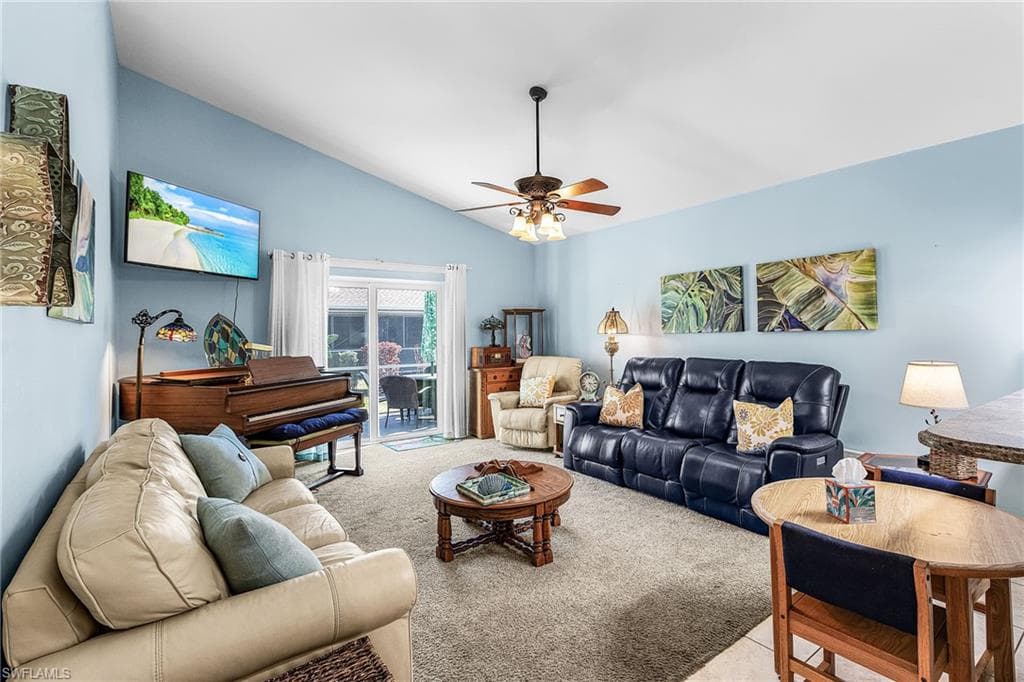 9391 Palm Island CIR, NORTH FORT MYERS FL 33903-2