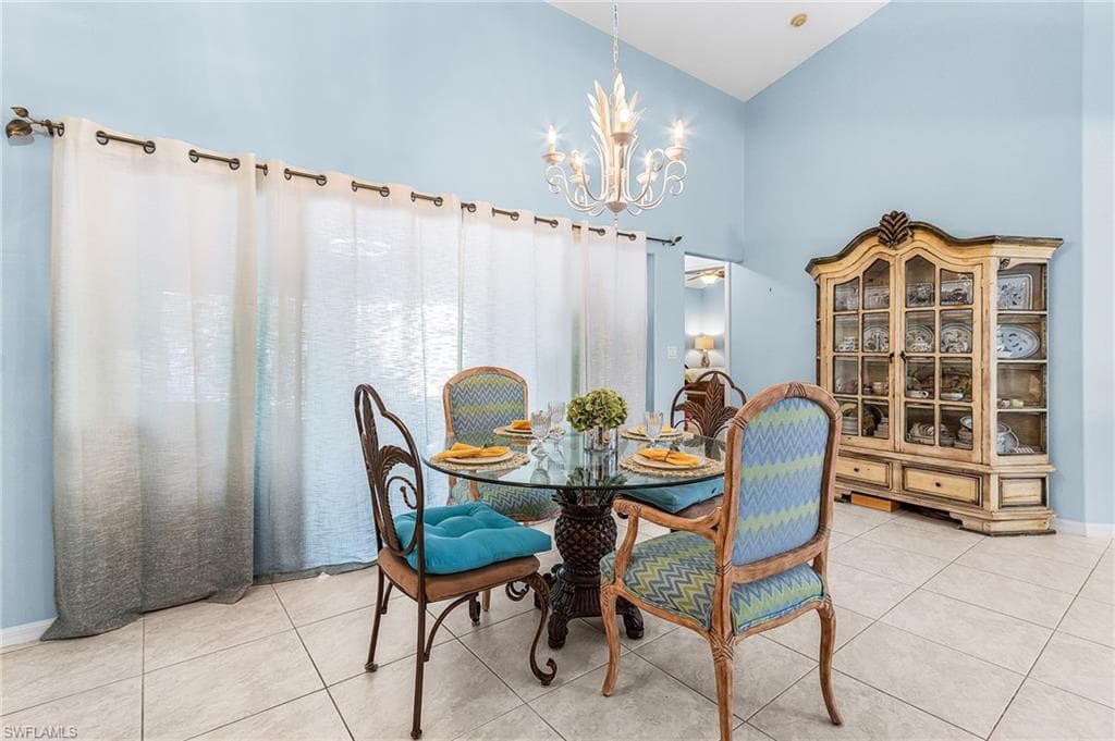 9391 Palm Island CIR, NORTH FORT MYERS FL 33903-4