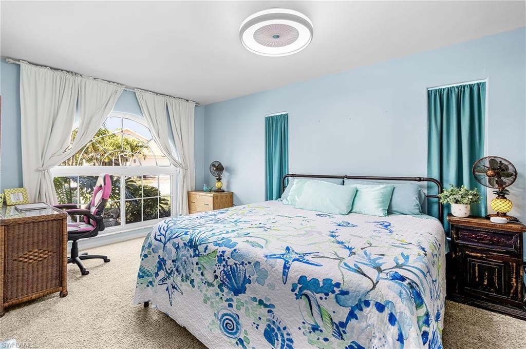 9391 Palm Island CIR, NORTH FORT MYERS FL 33903-13