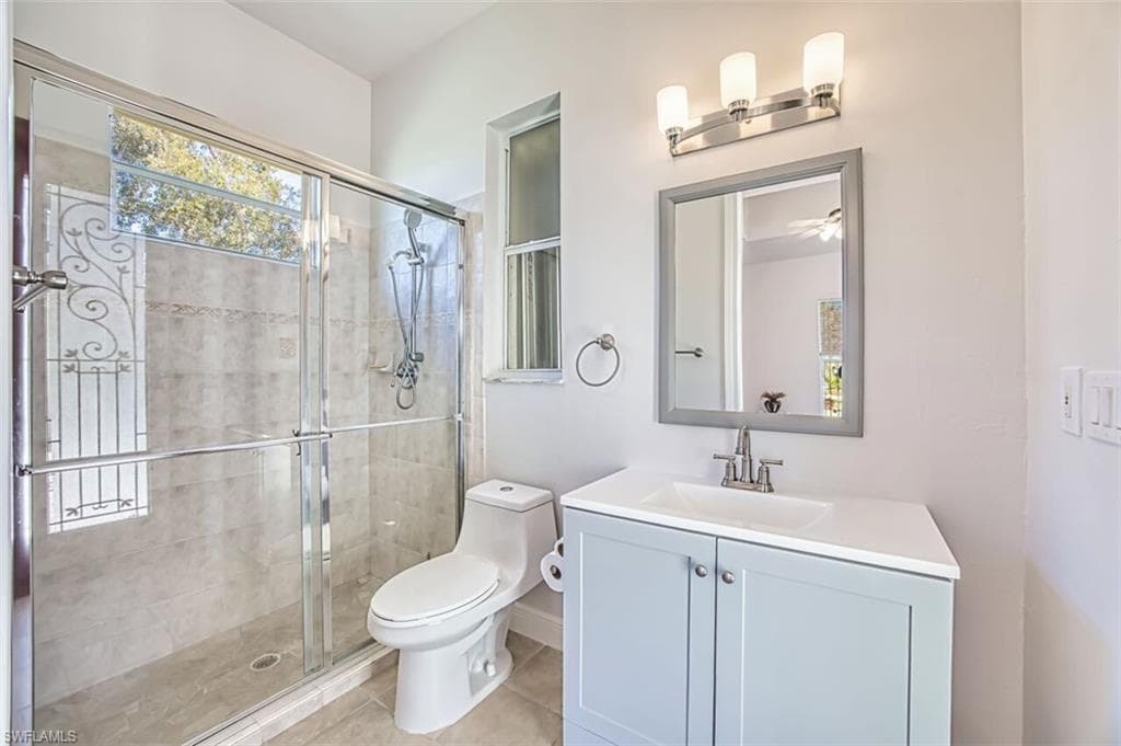 8460 Belle Meade DR-26