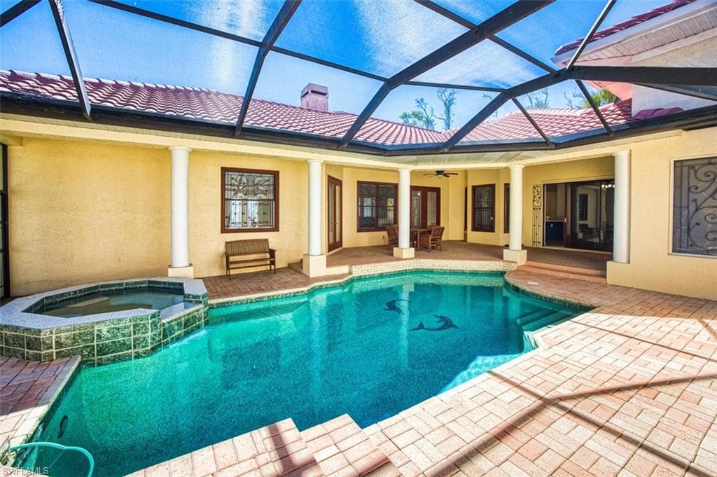 8460 Belle Meade DR-8