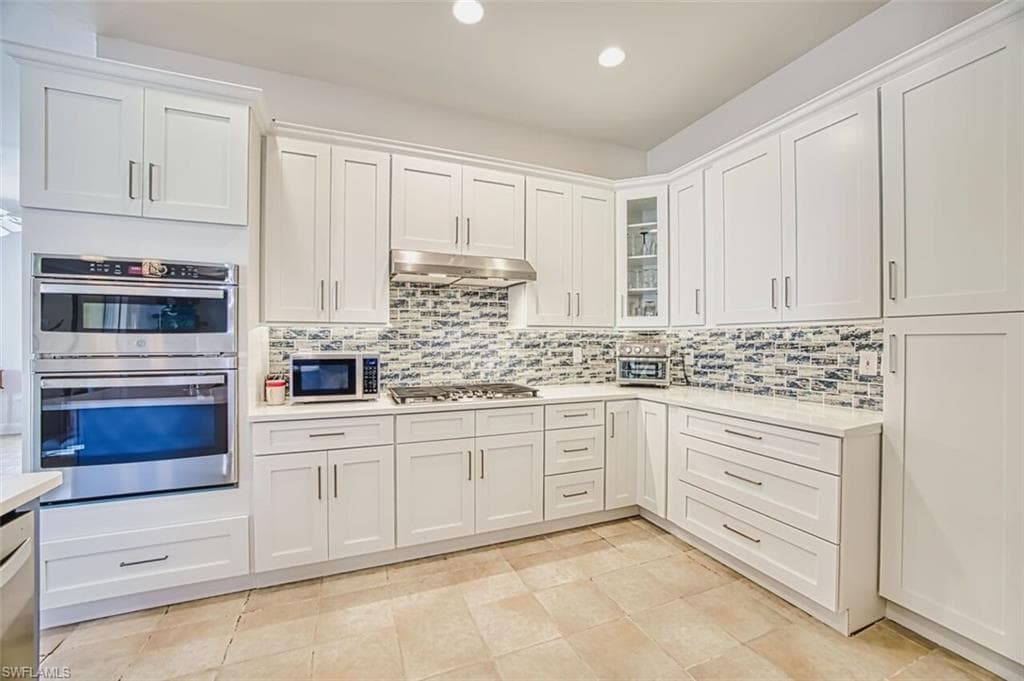 8460 Belle Meade DR-13