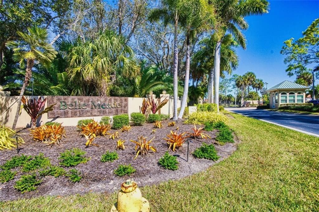 8460 Belle Meade DR-39