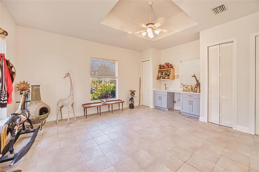 8460 Belle Meade DR-28