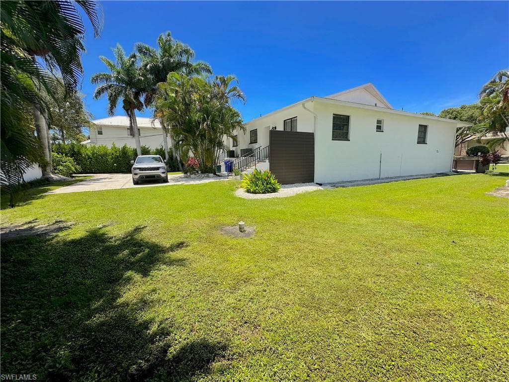 560 9th AVE S-2