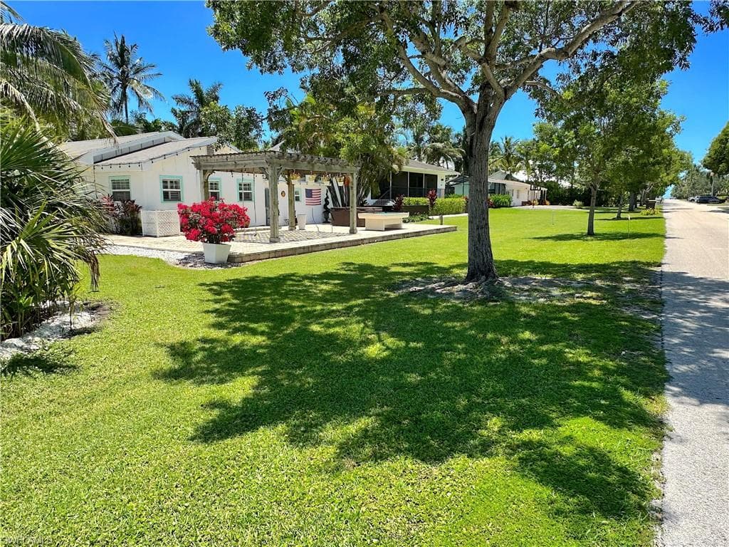 560 9th AVE S-7