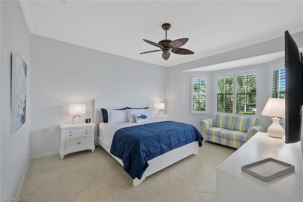 5095 Yacht Harbor DR 203-11