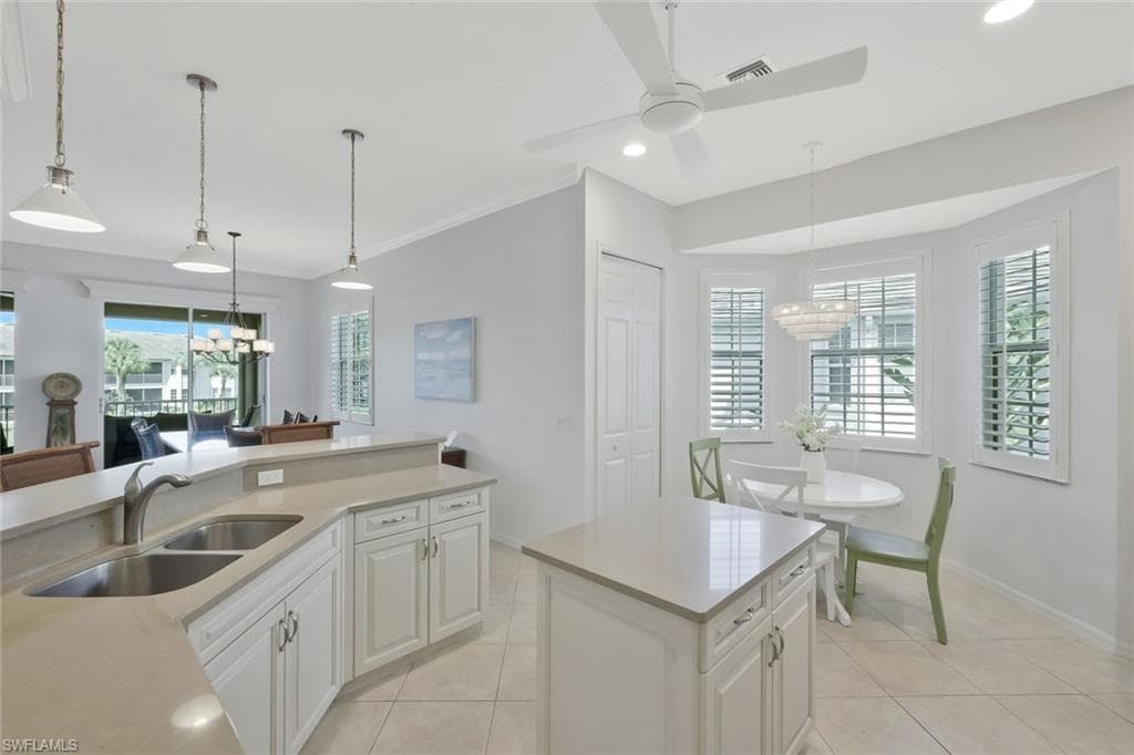 5095 Yacht Harbor DR 203-8