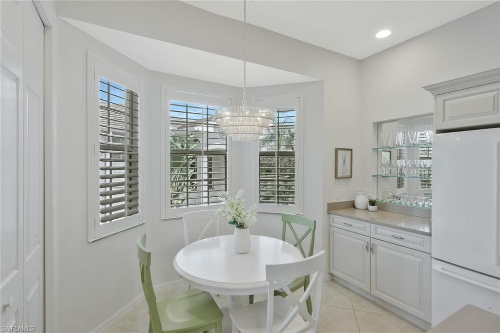 5095 Yacht Harbor DR 203-9