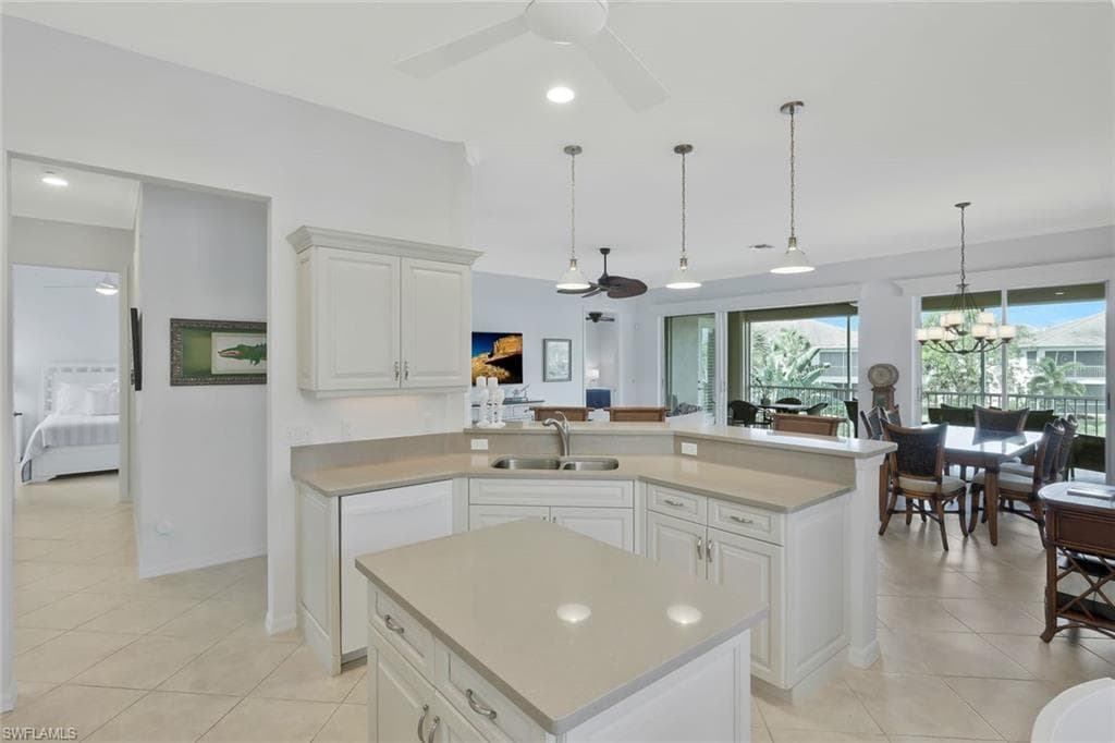 5095 Yacht Harbor DR 203-7