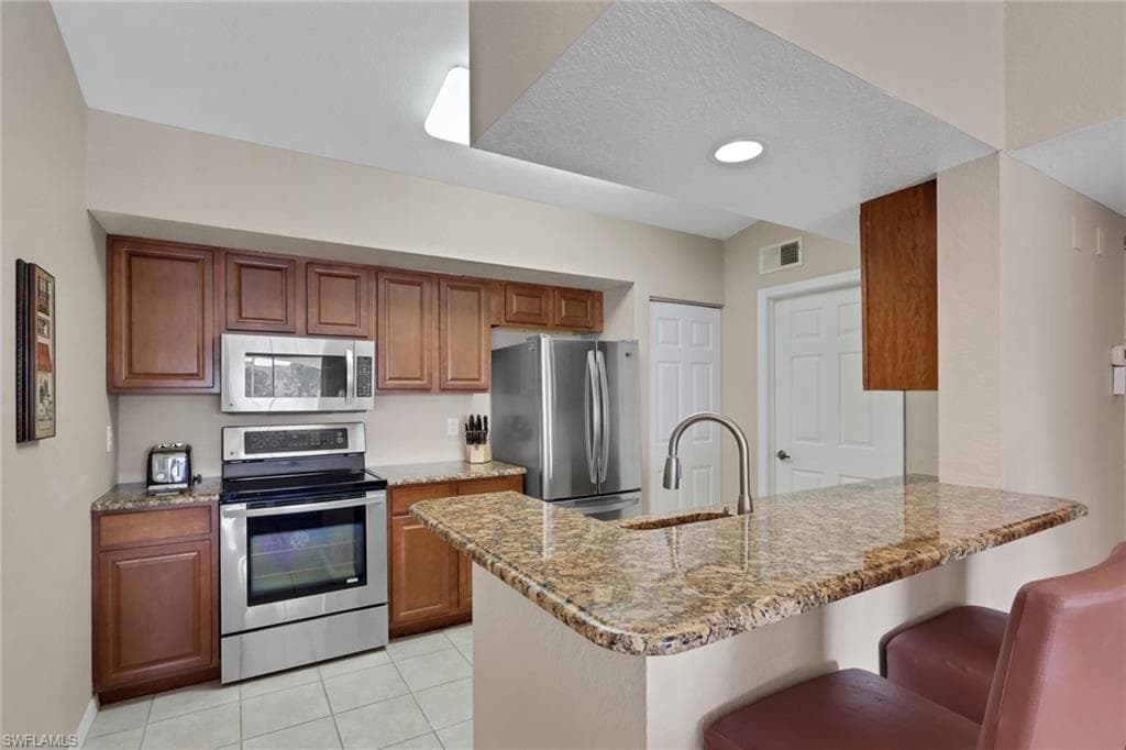 4610 Saint Croix LN 1031-6