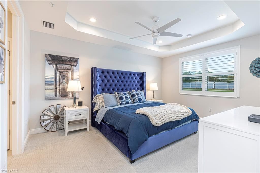 2561 Seychelles DR # 304, NAPLES FL 34112-16
