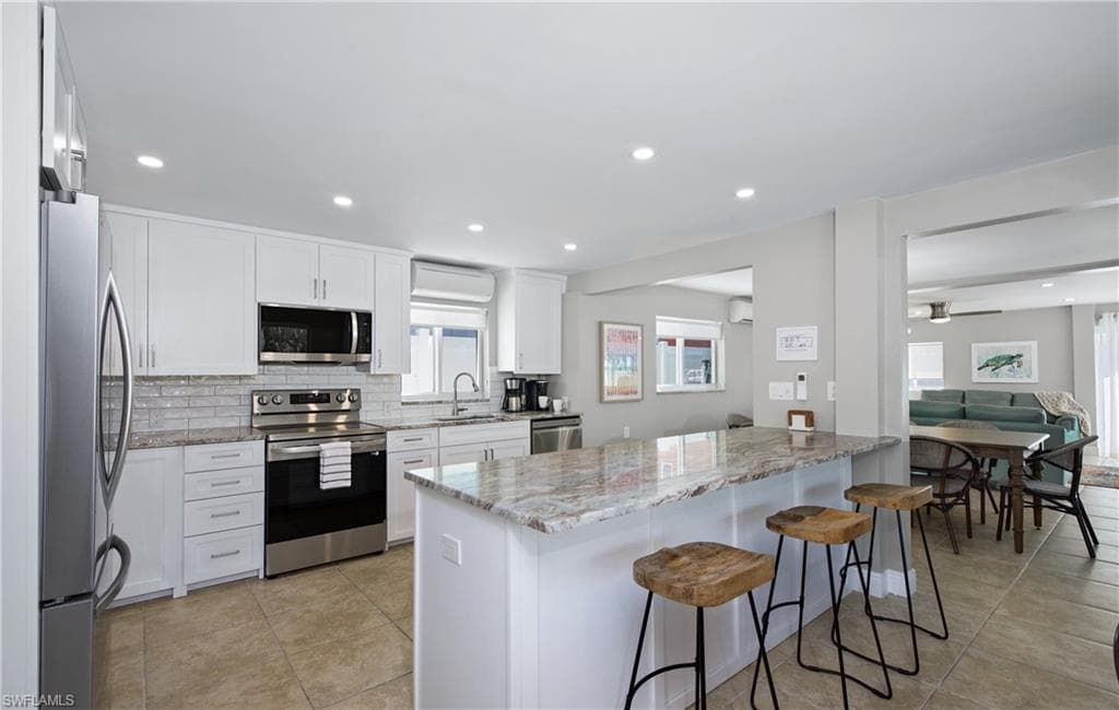 5440 Palmetto ST, FORT MYERS BEACH FL 33931-6