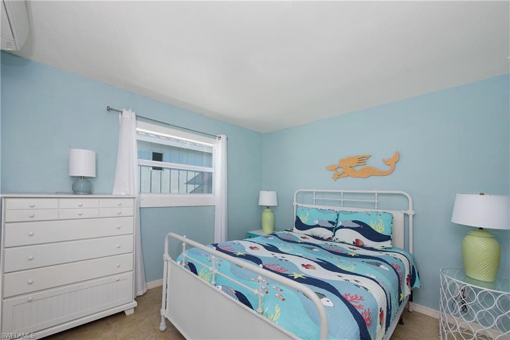 5440 Palmetto ST, FORT MYERS BEACH FL 33931-23