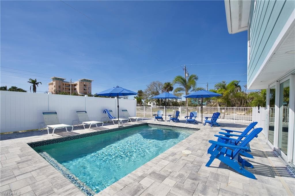 5440 Palmetto ST, FORT MYERS BEACH FL 33931-37