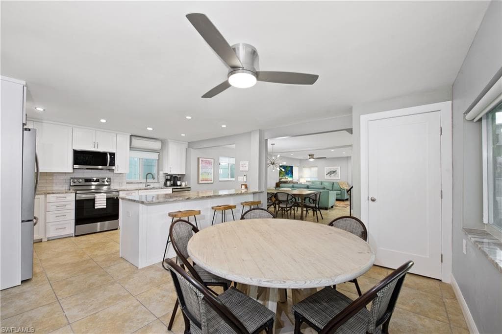 5440 Palmetto ST, FORT MYERS BEACH FL 33931-9