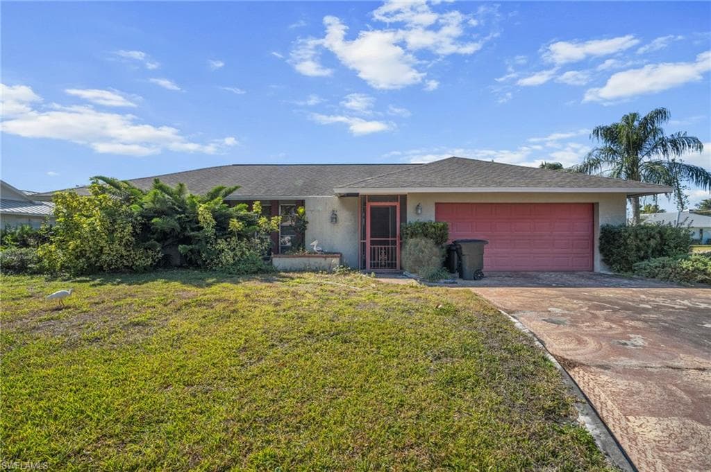 2172 Lochmoor CIR-1