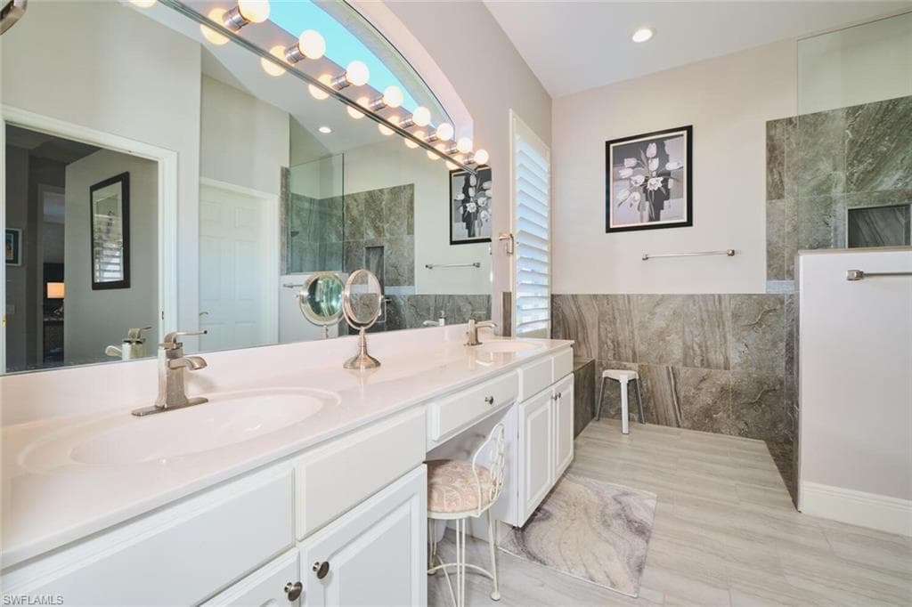 16412 Willowcrest WAY-36