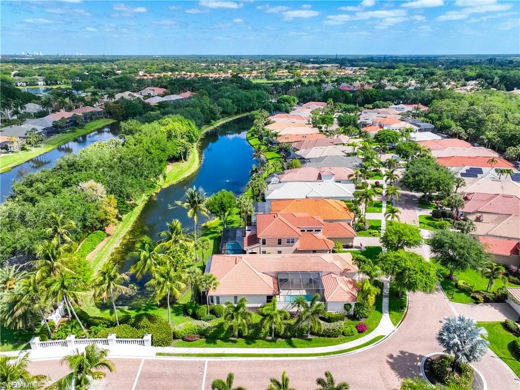 9227 Troon Lakes DR-36