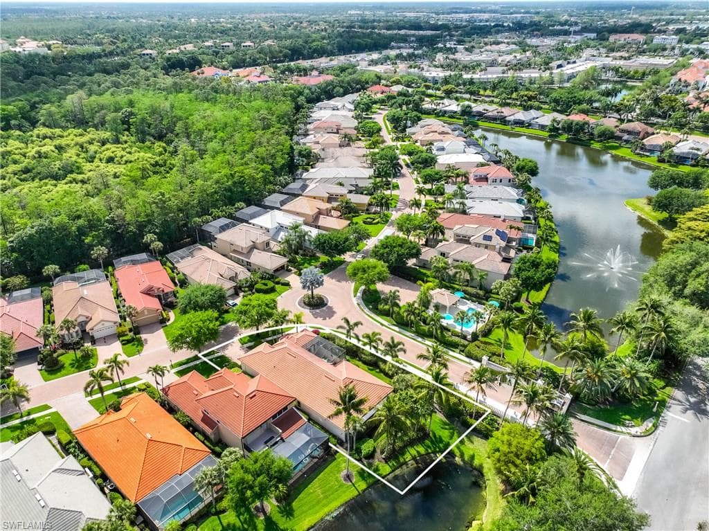 9227 Troon Lakes DR-38