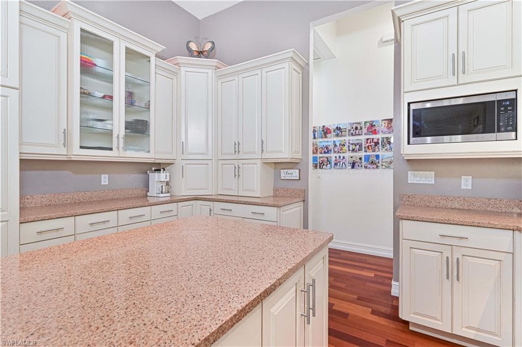 6905 Highland Park CIR-16