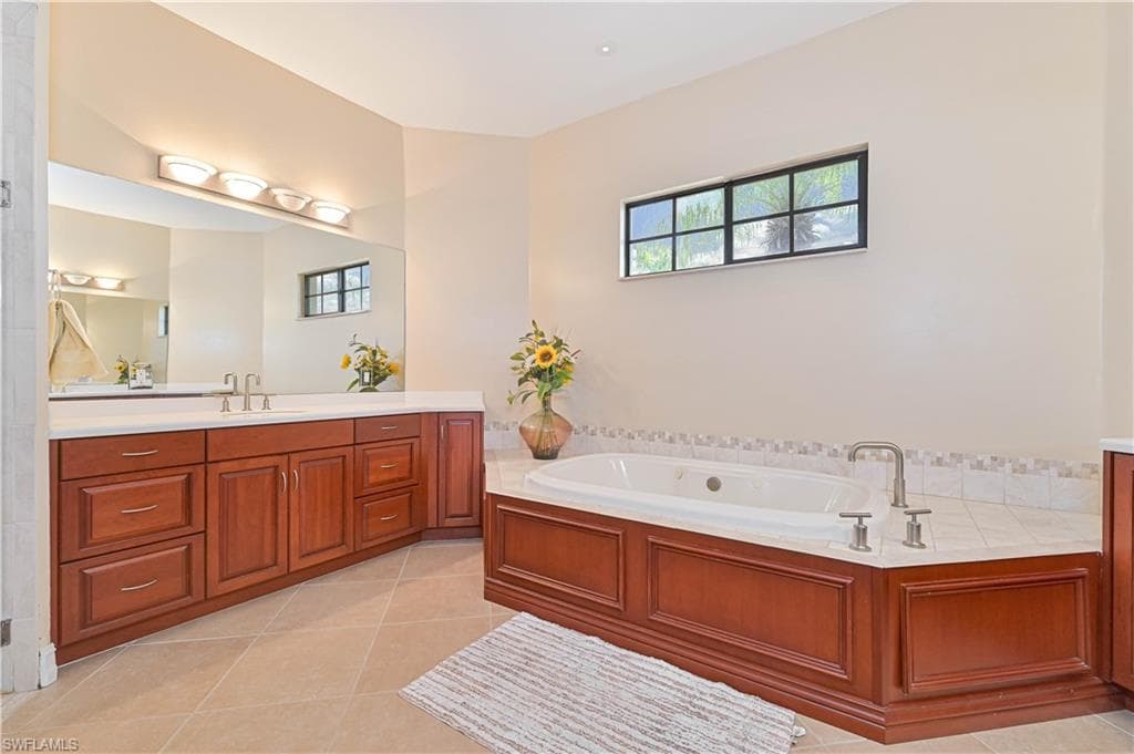 6905 Highland Park CIR-31