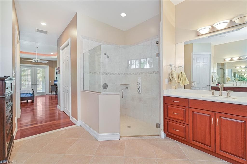 6905 Highland Park CIR-32