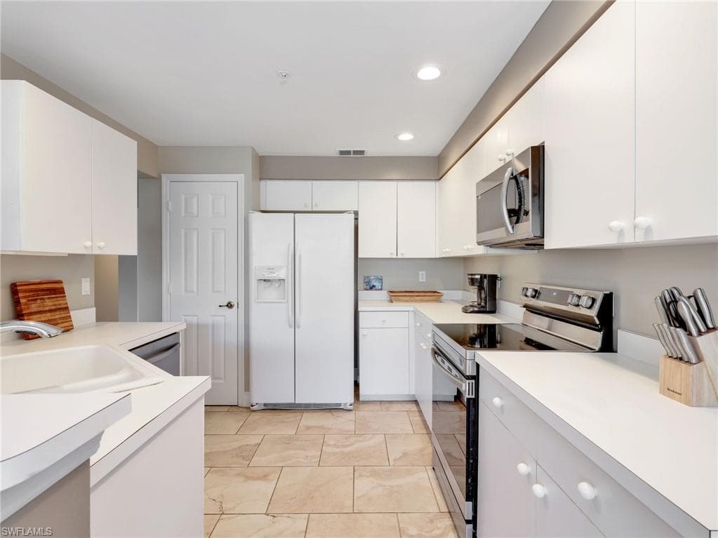 25220 Pelican Creek CIR 102-9