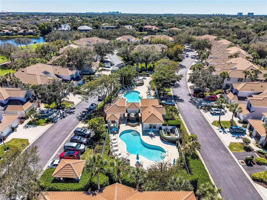 25220 Pelican Creek CIR 102-32