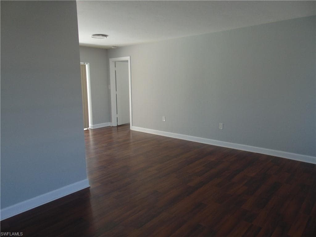 82 Johnnycake DR-5