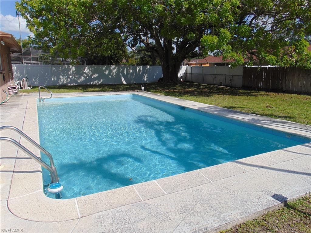 82 Johnnycake DR-30