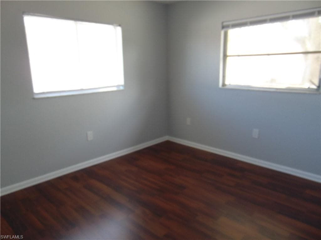 82 Johnnycake DR-20