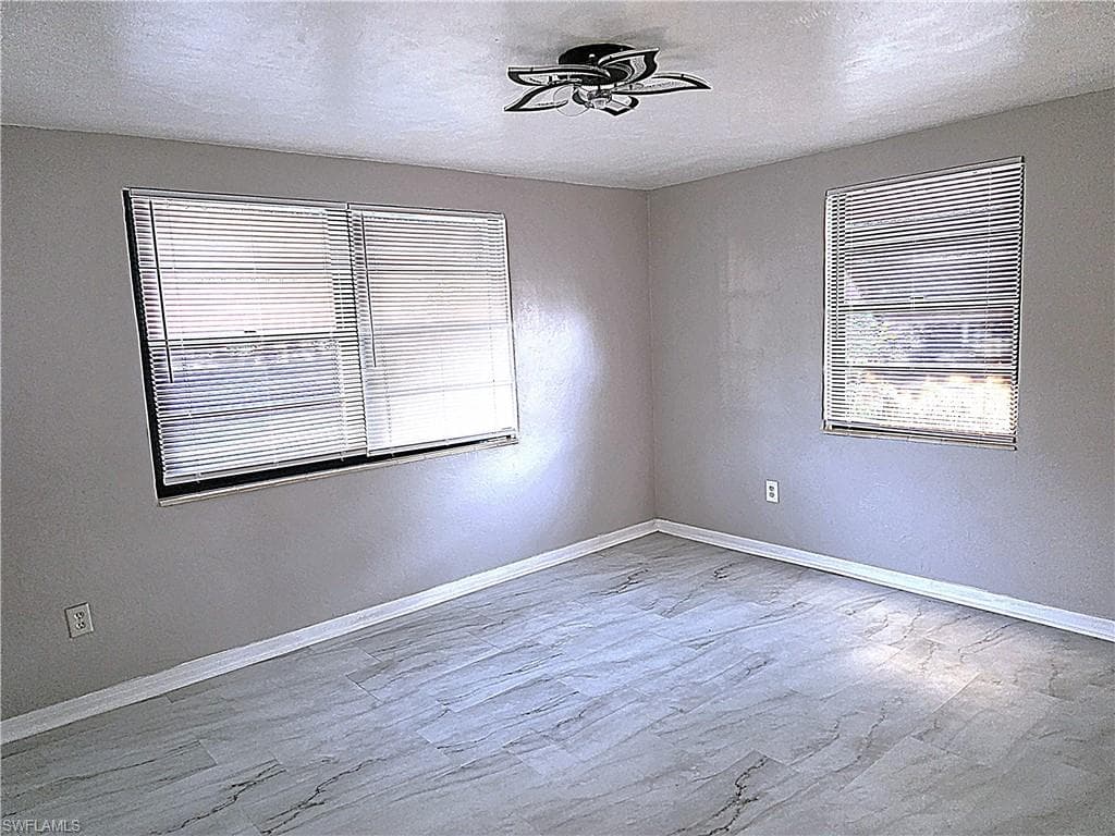 135 Powell Creek CIR-14