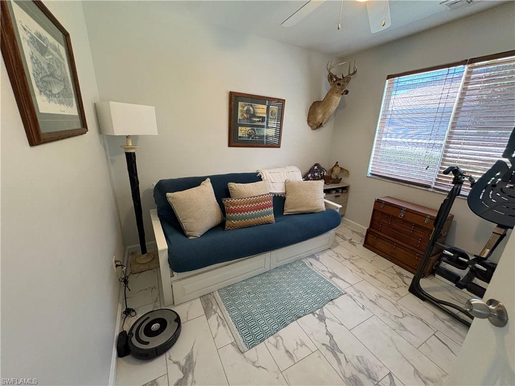 2500 Lee ST, NAPLES FL 34112-16