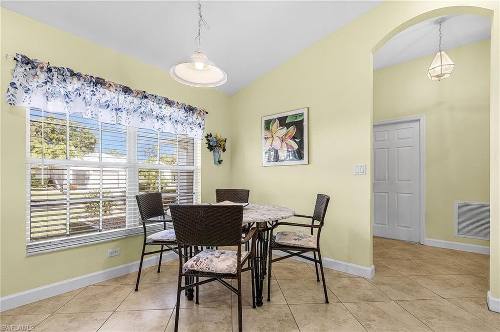 15591 Beach Pebble WAY-8