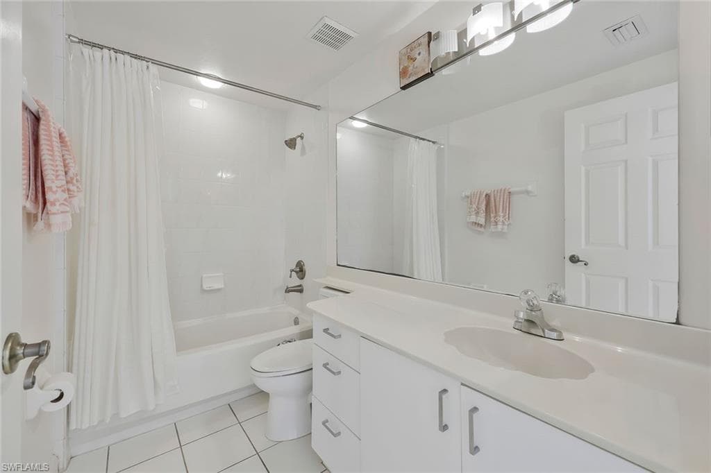 1635 Windy Pines DR # 2405, NAPLES FL 34112-15