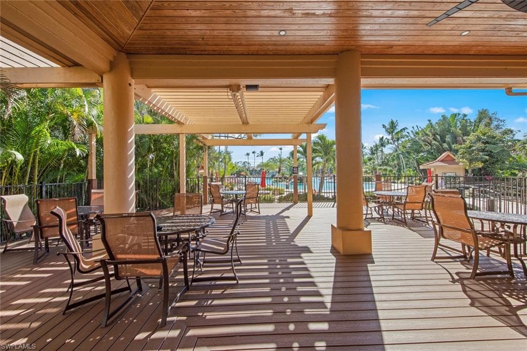 1635 Windy Pines DR # 2405, NAPLES FL 34112-24