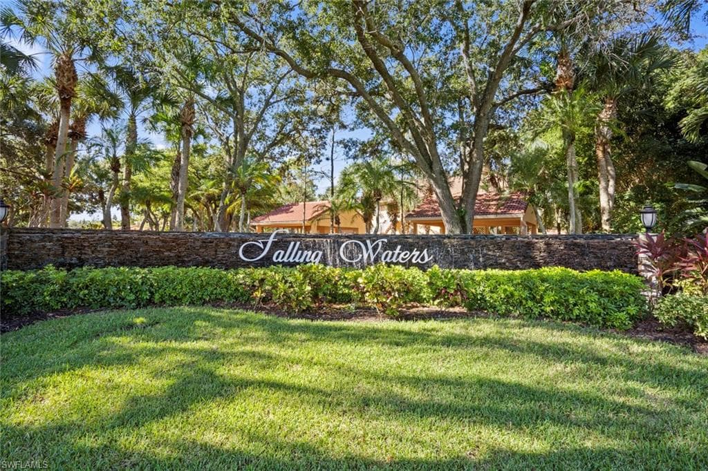 1635 Windy Pines DR # 2405, NAPLES FL 34112-20