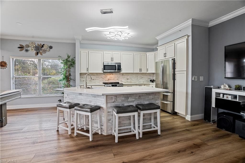 5140 Cobble Creek CT # C104, NAPLES FL 34110-5