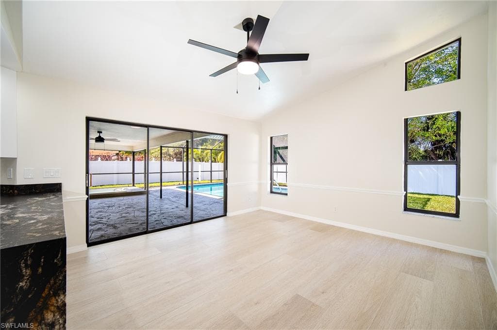 10731 Regent CIR, NAPLES FL 34109-16