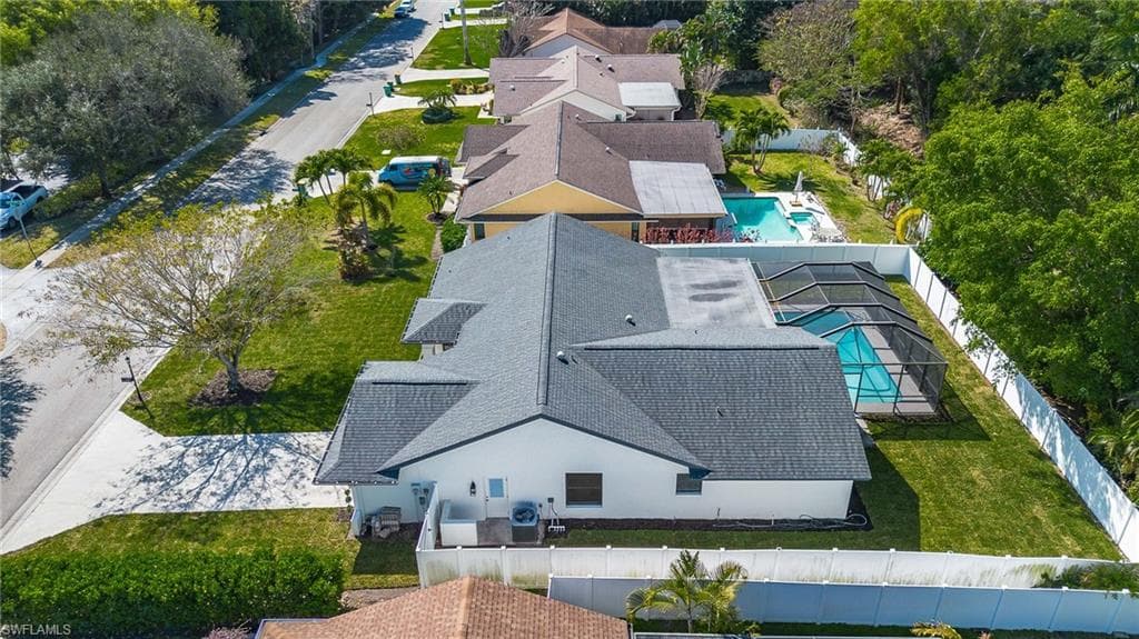 10731 Regent CIR-32