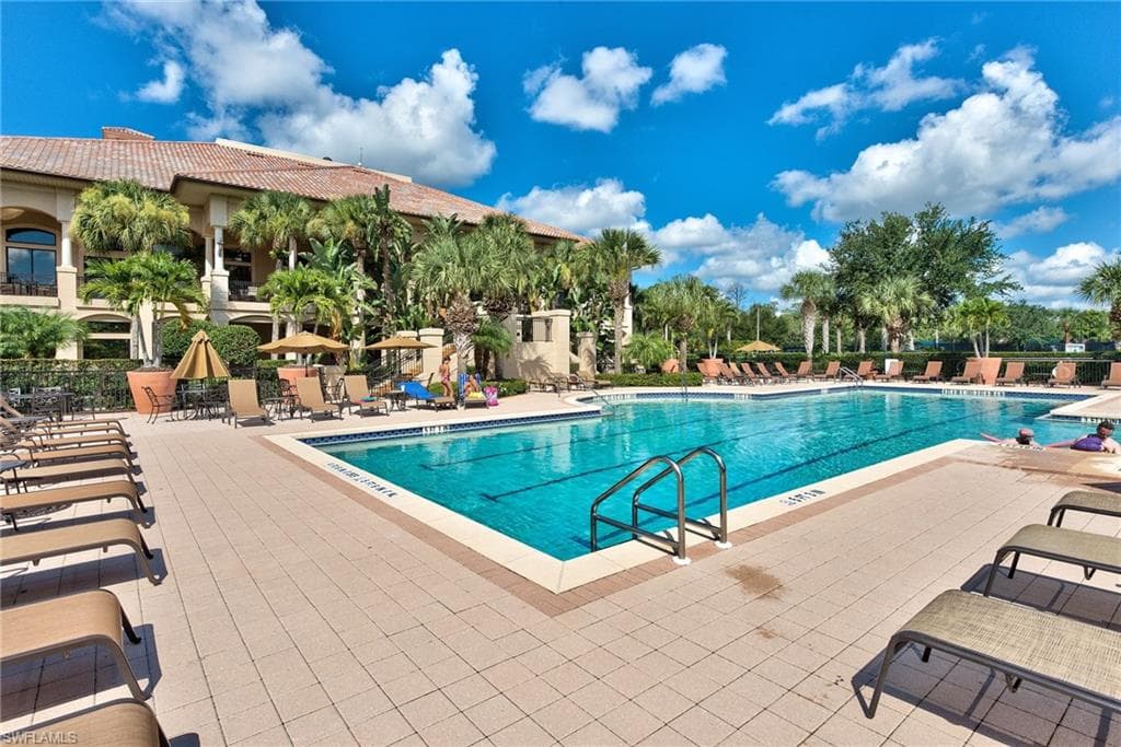 20310 Calice CT 1202-21