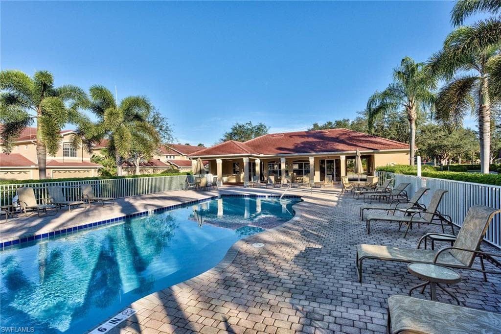 20310 Calice CT 1202-18