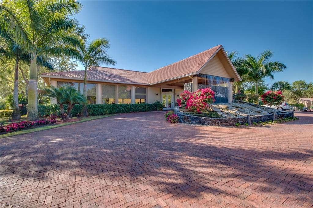 2385 Hidden Lake DR # 4502, NAPLES FL 34112-26
