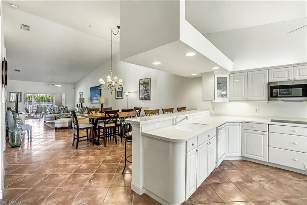 2385 Hidden Lake DR # 4502, NAPLES FL 34112-2