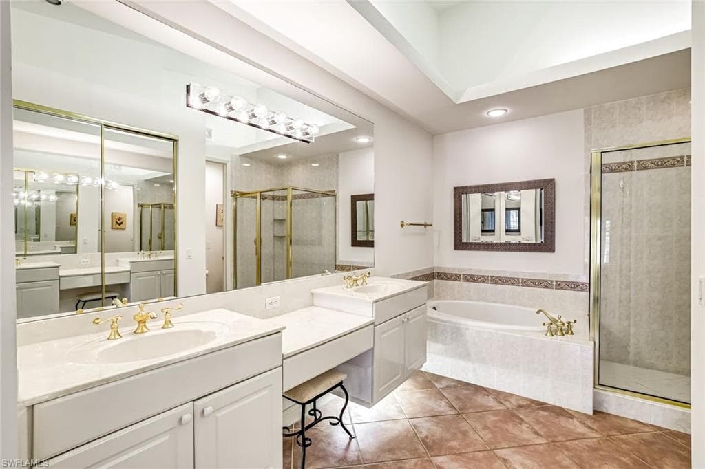 2385 Hidden Lake DR # 4502, NAPLES FL 34112-13